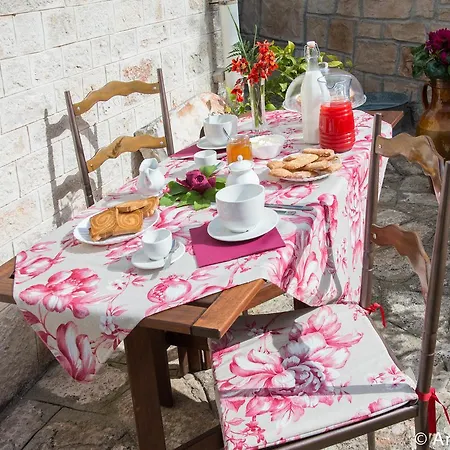 Alojamento de Acomodação e Pequeno-almoço Giardino Segreto Putignano